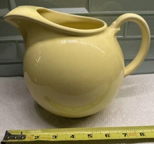 Lu-Ray TS&T Pastel Yellow Ice Lip Ball Water Pitcher USA 9”T, 7”W