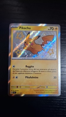 POKEMON 131/091 PIKACHU BABY SHINY OUTDOOR KARTE SCHICKSAL VON PALDEA ITA NM