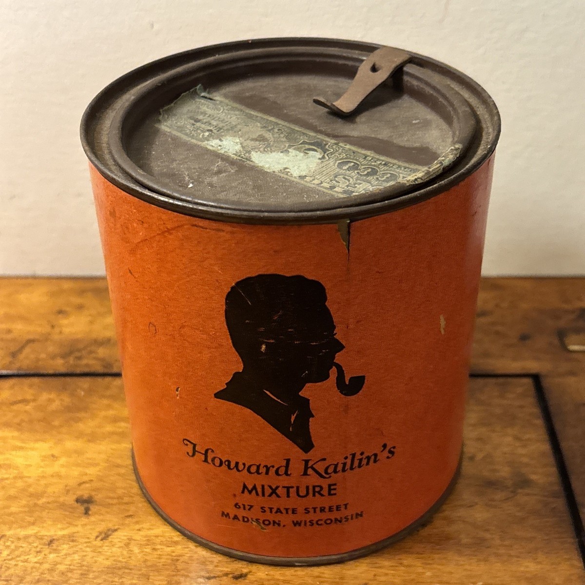 ANTIQUE 1926 Howard Kailins TOBACCO TIN CAN COUNTRY STORE Madison
