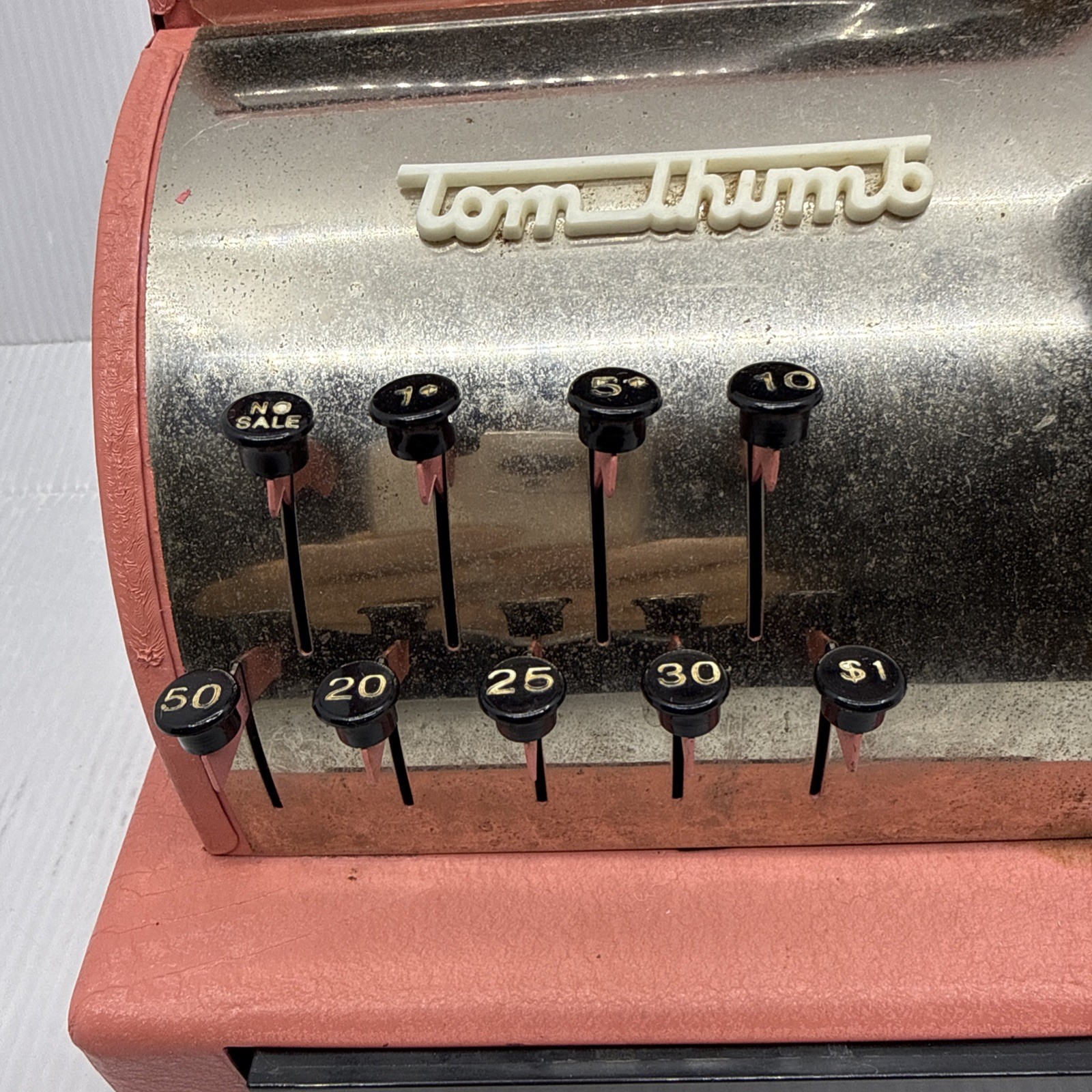 как выглядит Tom Thumb Pink Metal Cash Register 60s Western Stamping Co Model 1549 фото