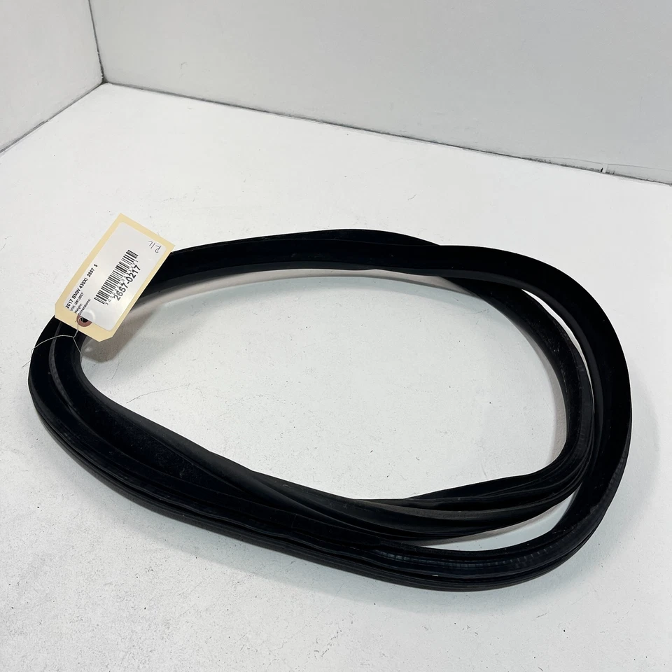 2017-2020 BMW 430I 440I GRAN COUPE ЗАДНЯЯ ВОДИТЕЛЬСКАЯ ДВЕРЬ КОРПУС УПЛОТНИТЕЛЬНАЯ ПРОКЛАДКА OEM - Изображение 3 из 4