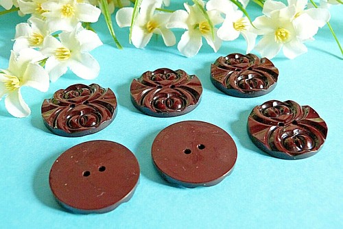 310C SPLENDIDES BOUTONS VINTAGE" ACAJOU " MARRON LOT DE 6 BOUTONS ÉP.1950 - Picture 4 of 4