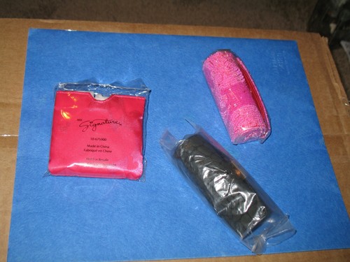 LOT OF 3 NOS MARY KAY SIGNATURE COMPACT MIRROR & LIPSTICK CASES PINK & BLACK - Picture 3 of 5