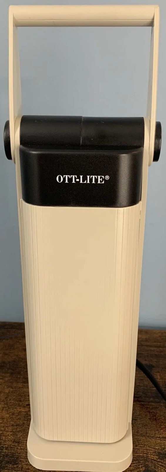OTT-LITE Model OTL13TCG TrueColor Foldable Desk Lamp Reading Arts Crafts Sewing
