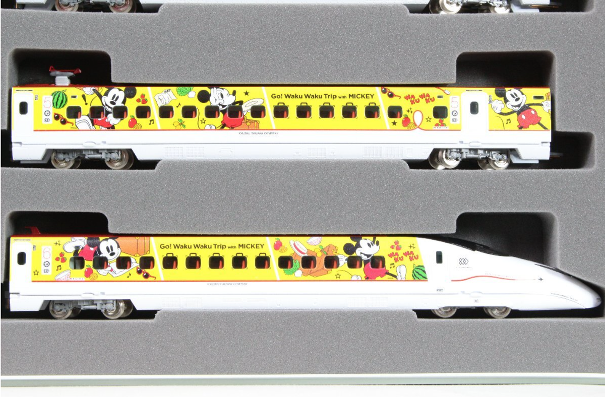 TOMIX Kyushu Shinkansen 800-1000 Series (GO! Waku Waku Trip