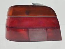 Feu arrière BMW 540