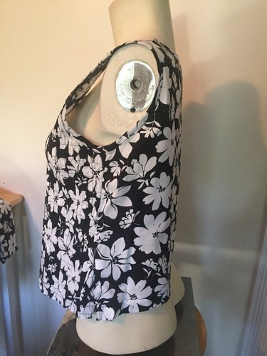 ERIKA 2 PIECES SHORT SLEEVES SHIRT & TANK BLACK WHITE COTTON RAYON SZ PS PM NEW - Picture 7 of 9