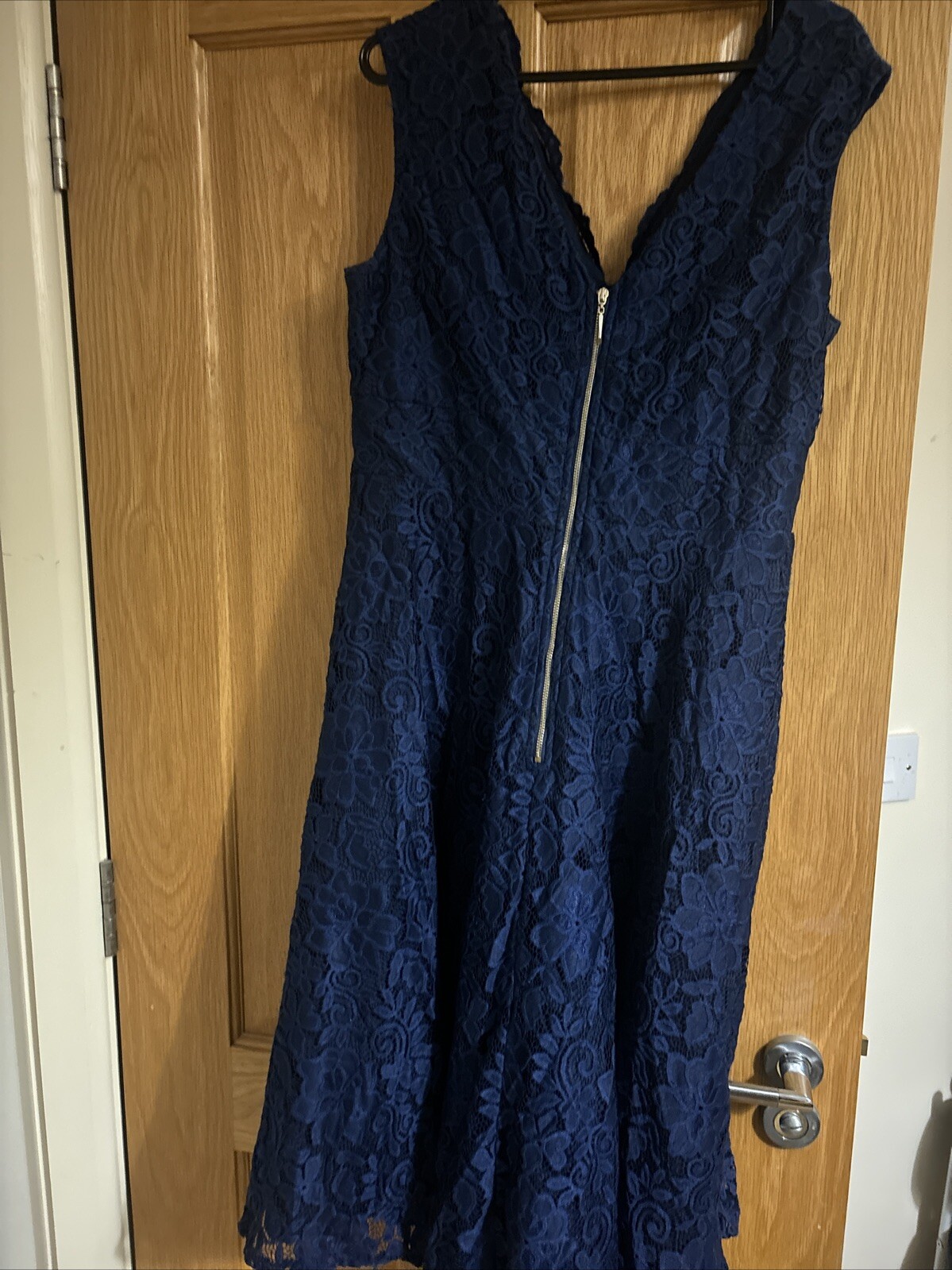 Picture 3 of 5