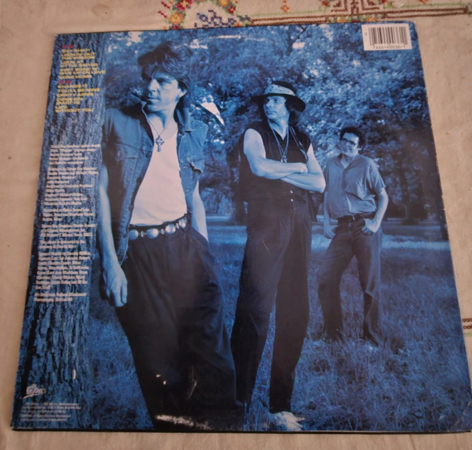 STEVIE RAY VAUGHAN ~ SOUL TO SOUL LP 1985 Epic Records First Press - Image 2 of 3