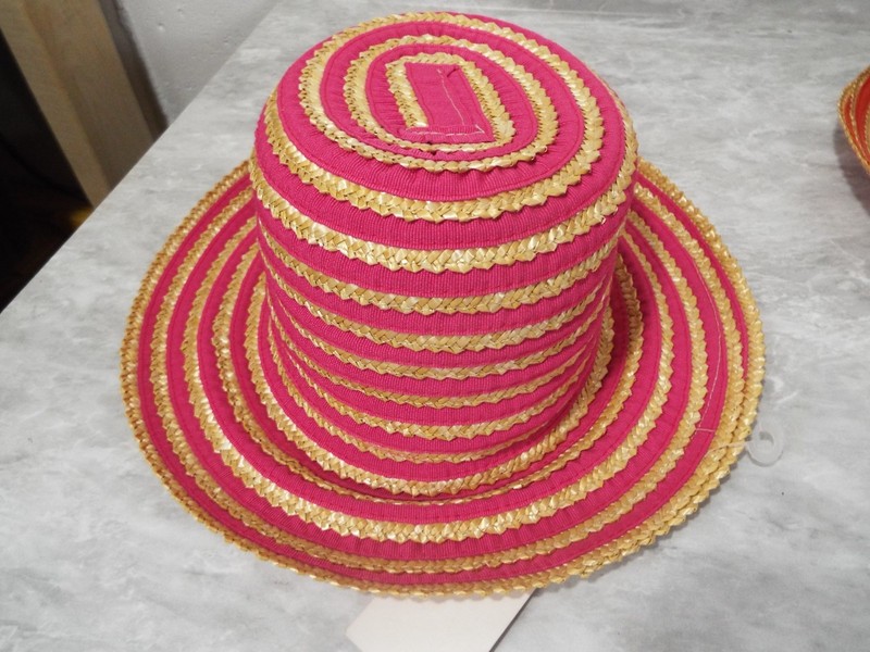 Vintage Raffaello Bettini Womens Mauve? Cloth Straw Blend Bucket Hat Tagged