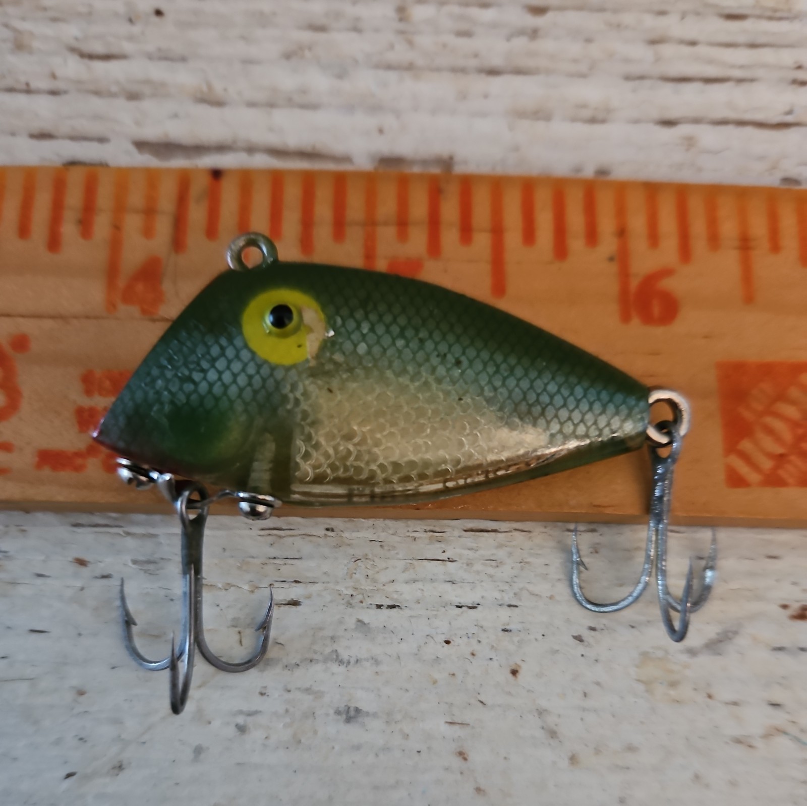 Vtg Padre Island Co. PICO "THE SWIMMING PERCH"#SP-709. Green Shad colored Lure.