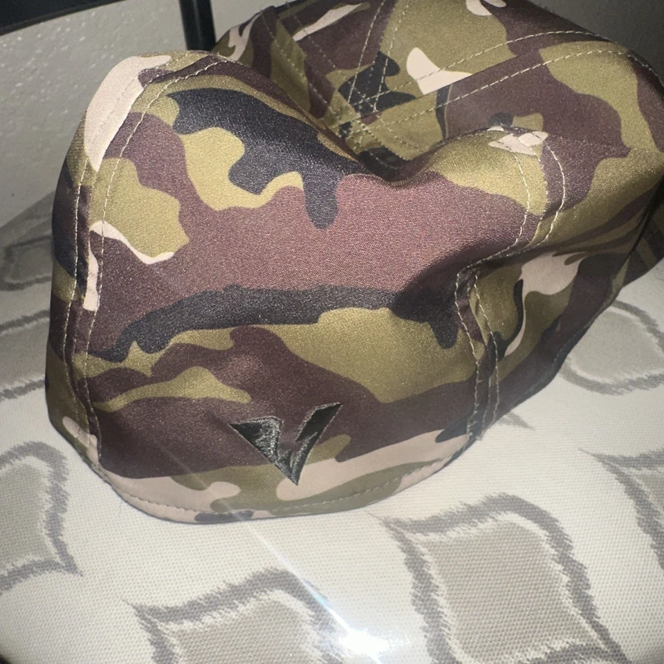 Gorra Oakley Core Camo 911444A para hombre talla L/Xl Foto 3 de 4
