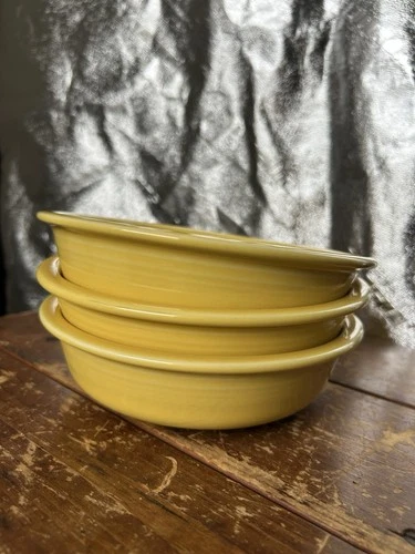 Fiestaware Vintage Original Yellow Bowls Set Of 4 USA 7"D