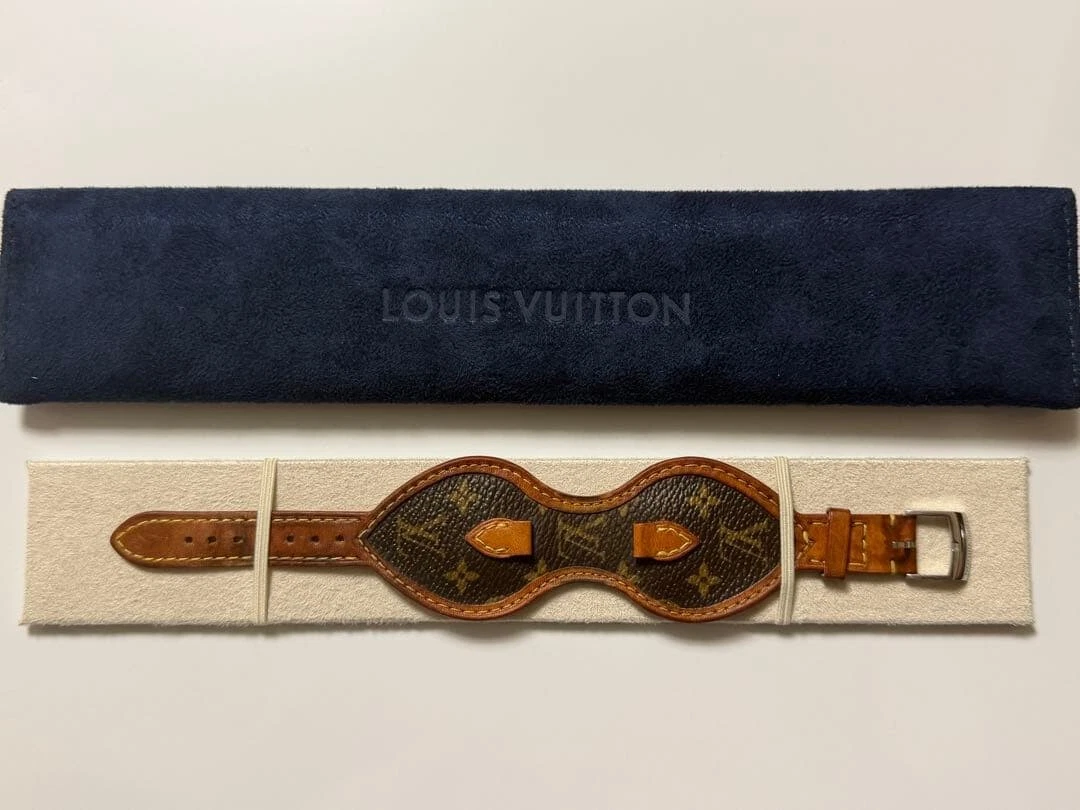 LOUIS VUITTON リストバンド2個セット Louis Vuitton Two-Piece Strap Wristwatch Bands for sale | eBay