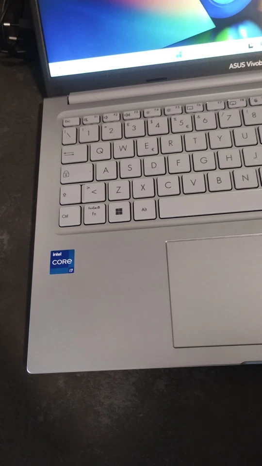 Notebook ASUS VivoBook 15,6" Intel Core i7-1255U 8GB RAM 512GB GARANZIA LEGGI DE - Immagine 4 di 4