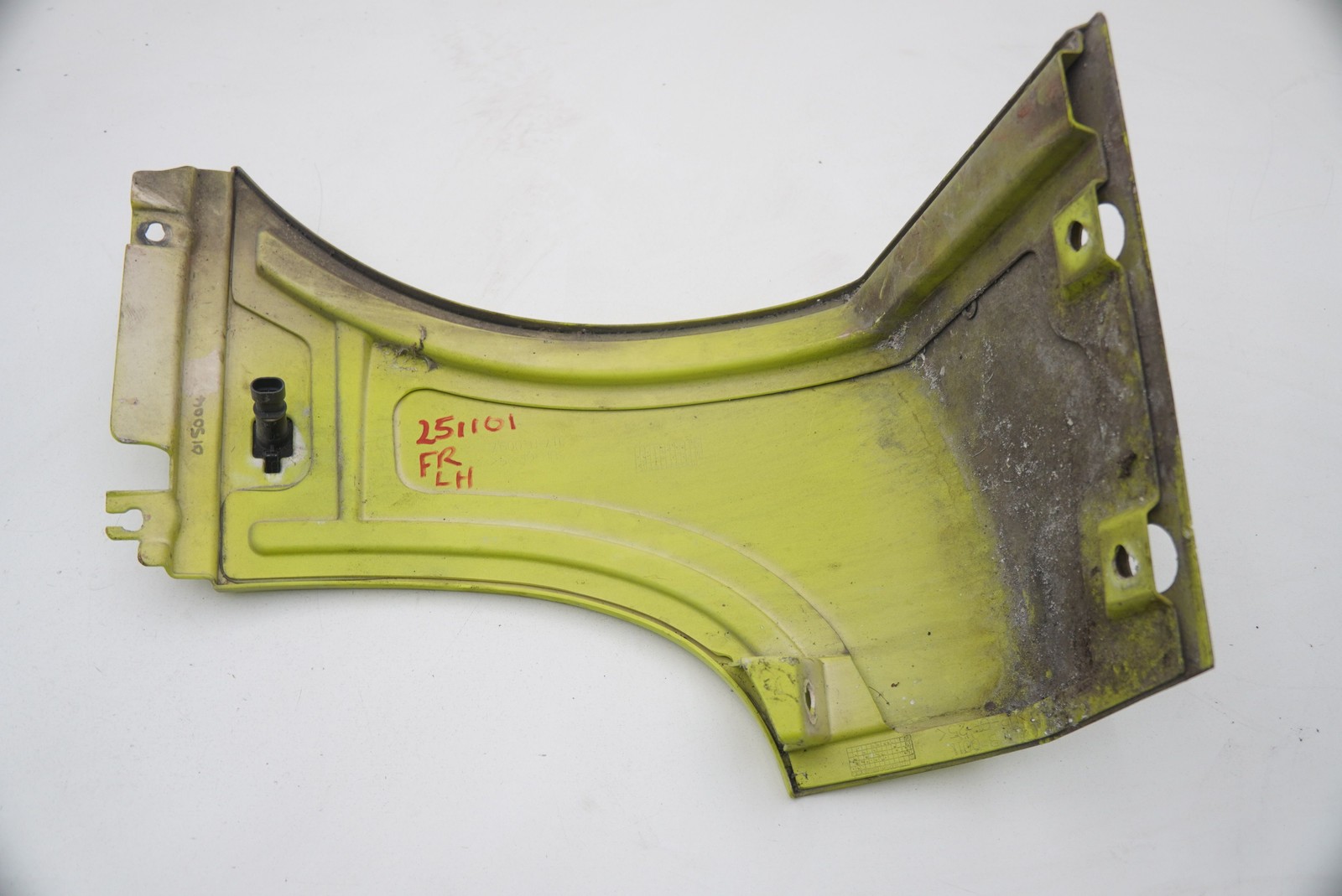 Front Left Lower Door Hinge Fender Trim Panel A120B4059K Lotus Elise Exige 01-22