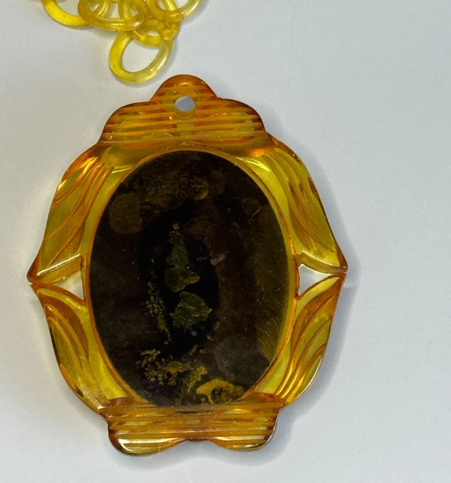 Бакелитовый яблочный сок обратная резная камея подвеска ожерелье целлулоидная цепочка 1930-е - Изображение 4 из 4