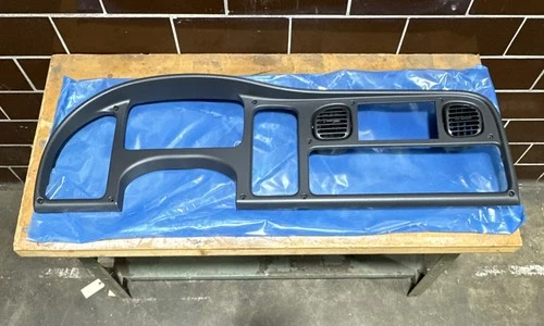 OEM FREIGHTLINER Dashboard Trim Panel Assembly A22-51681-001 - NEW NO BOX ??