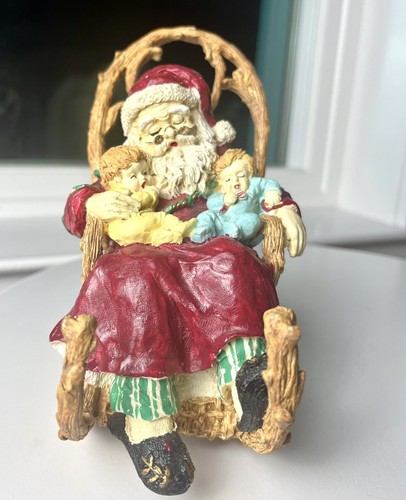 Vtg Christmas House of Lloyd Santa Rocking Music Box “Santa’s Coming To Town” - Picture 3 of 10