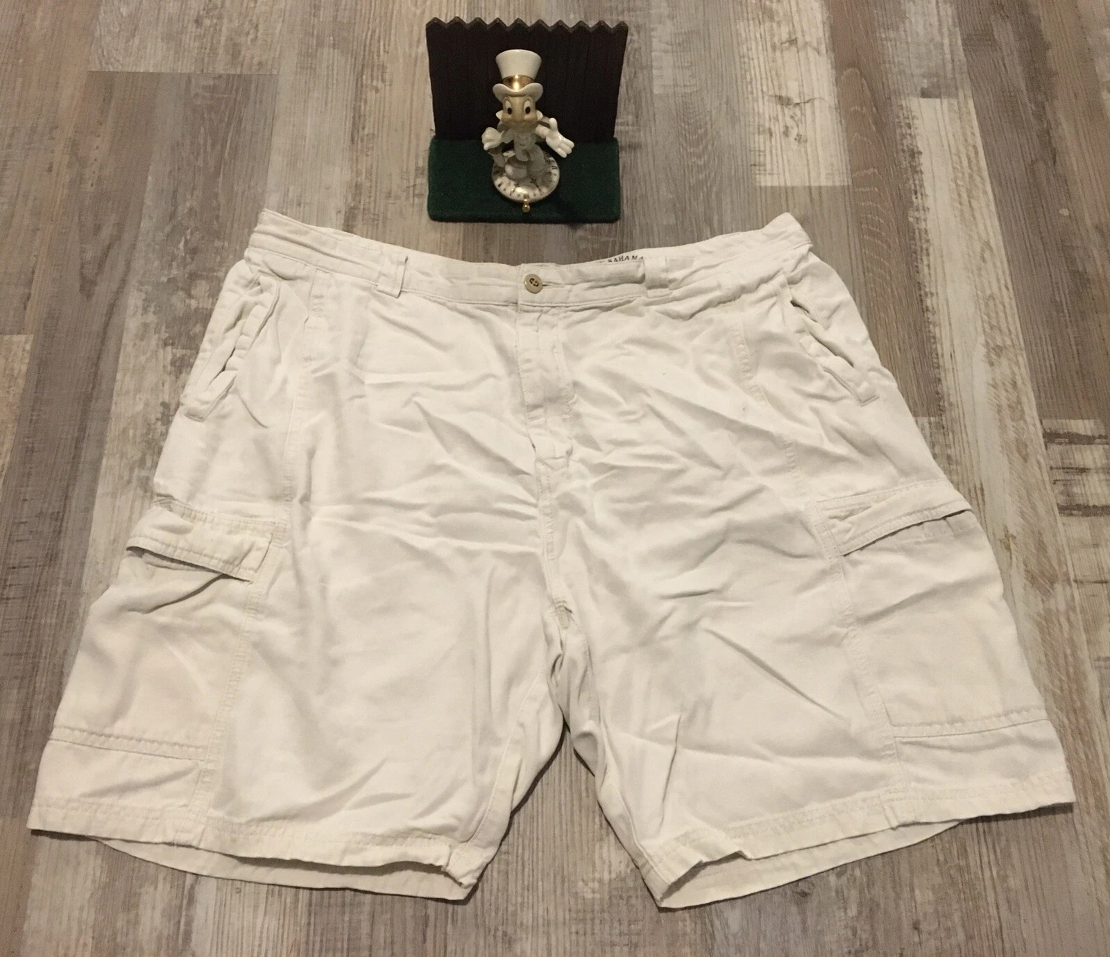 Tommy Bahama Men Cargo Shorts Pockets Beige Size 40 Minimal Wear Tencel