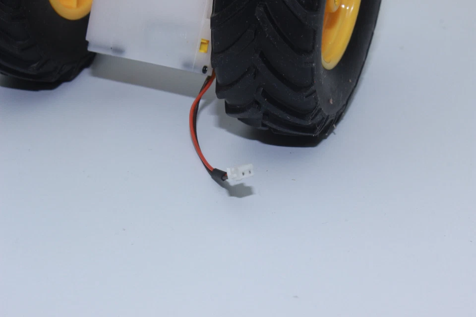 Siku 6777 6792 6735 6736 6795 Rear Axle John Deere Tractor RC Control 1:32 - Image 2 of 4