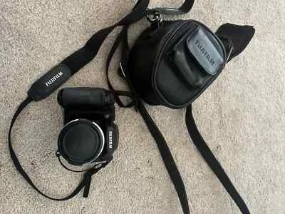 Fujifilm FinePix S Series S5700 7.1MP Digital Camera - Silver