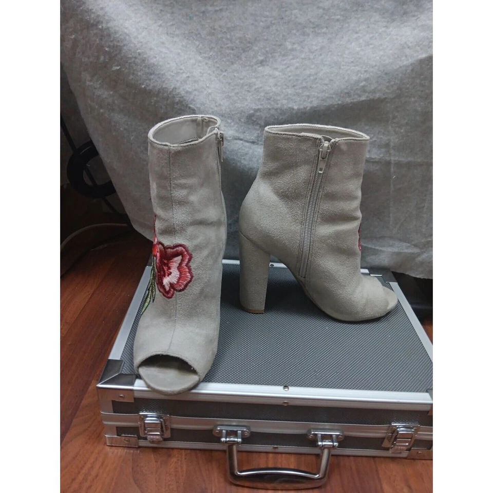 Wild Diva Mujer Talla 6 Gris Floral Bordado Botines Gamuza Cremallera Punta Abierta Foto 3 de 4