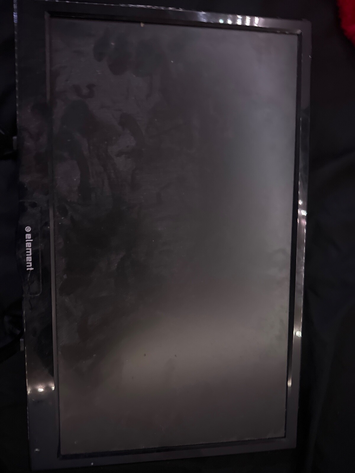 Used Element Tv for cheap very affordable lets di some business and get this tv