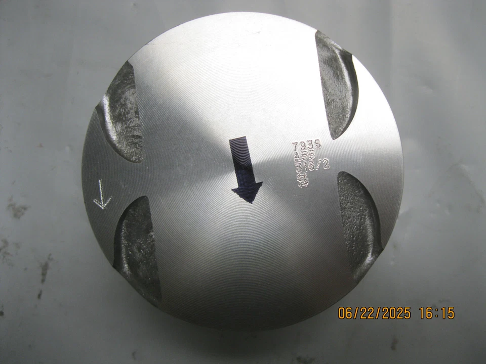 Engine Piston-VIN: B GM Parts 12646457 Foto 2 de 4