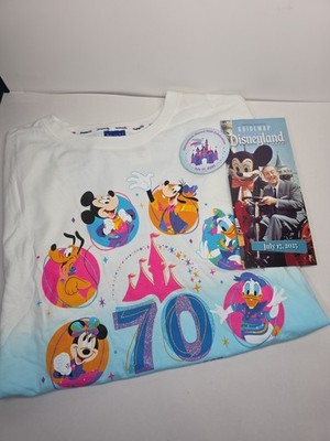 Disneyland 70th Anniversary Magic Key Mickey Friends Tshirt Size M + Button Map