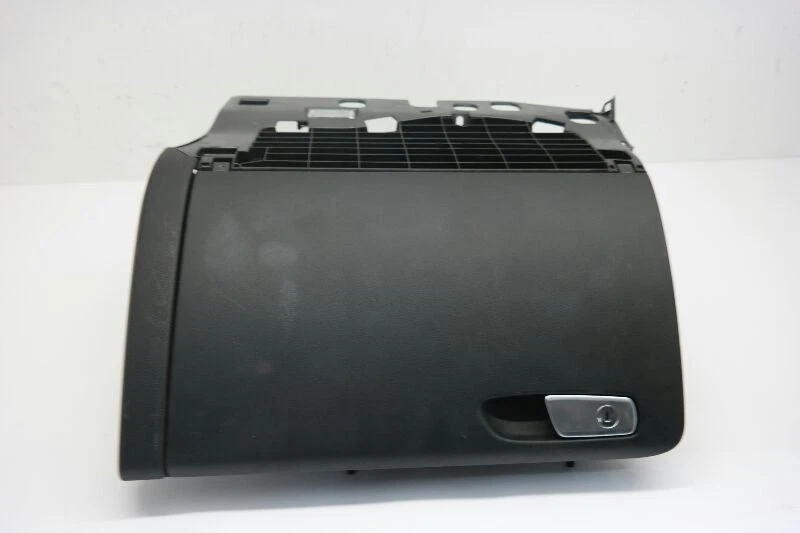 Porta-luvas 09 2009 Audi A4 S4 - Imagem 4 de 4