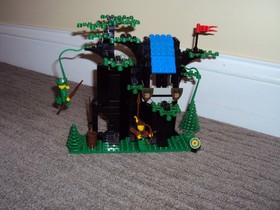 LEGO 6054 LegoLand Castle Forestmen's Hideout Complete Inner Box & 2 Manuals