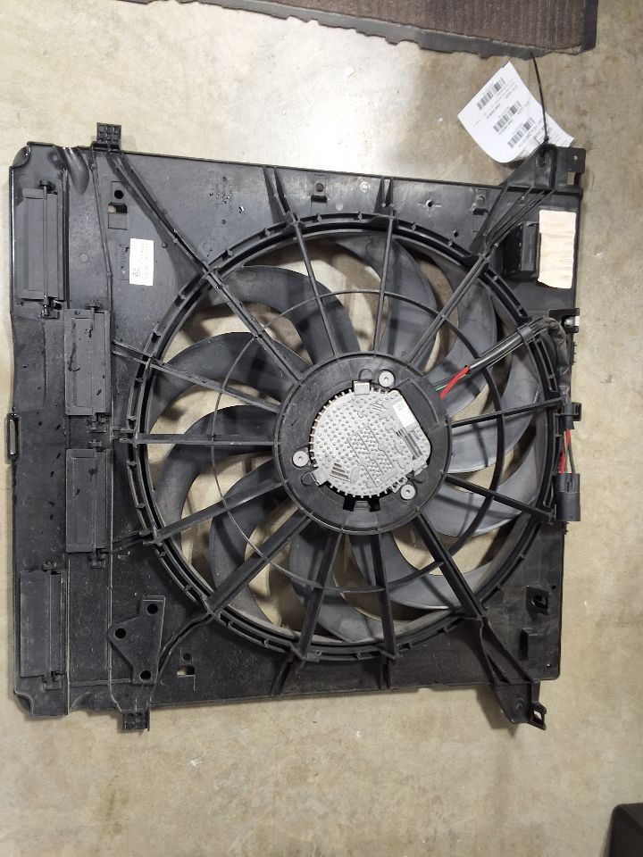 2020-2024 Ford Explorer Radiator Fan Motor Fan Assembly 2.3L Base w/Tow Package2