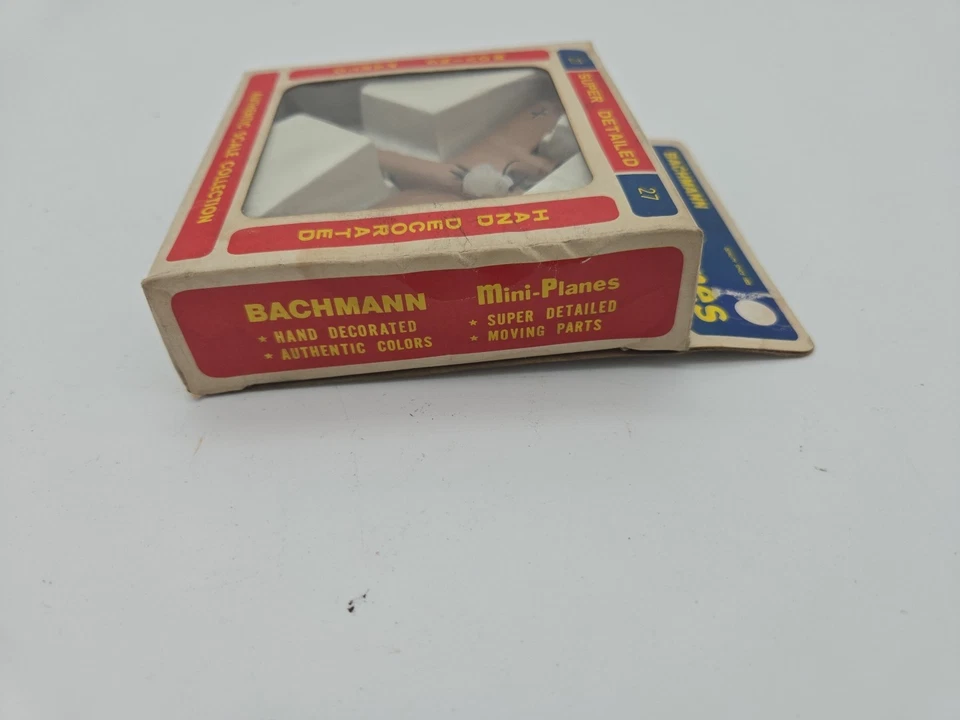 Bachmann Mini Planes {Scale 1:170} 1970s #27 Junkers JU 88 Item No 8327 - Image 3 of 4