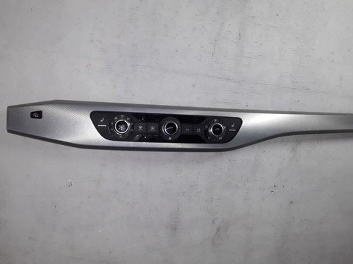 AUDI A4 8W 9L 2015- Klimabedienteil Klimaanlage 8W0820043Q - Picture 1 of 4