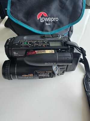 Sony Handycam Vision, CCD-TRV705 Hi8 Video Camera Recorder 8X Digital Zoom