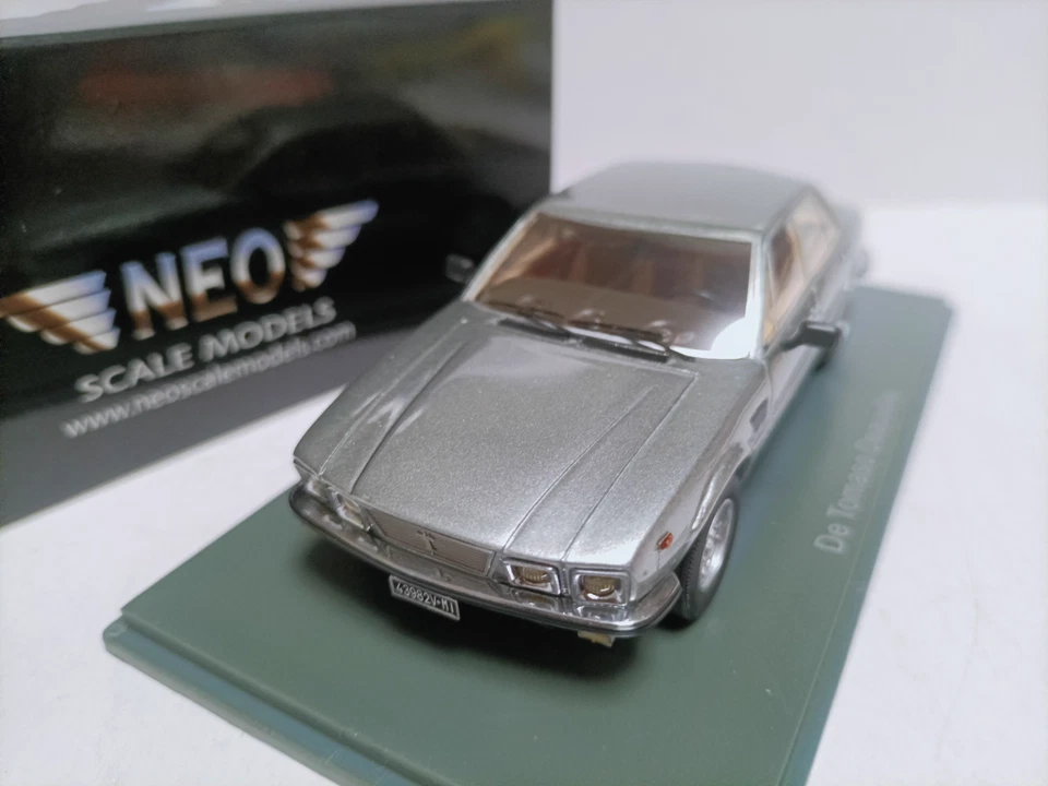 NEO Scale 1/43 Resin Model car DE TOMASO Deauville 1979 Silver/Gray - Image 2 of 4