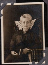 VINTAGE PHOTOGRAPH 1920'S WOMEN'S/GRANDMA HAIR CHAIR FASHION MASSACHUSETTS PHOTO