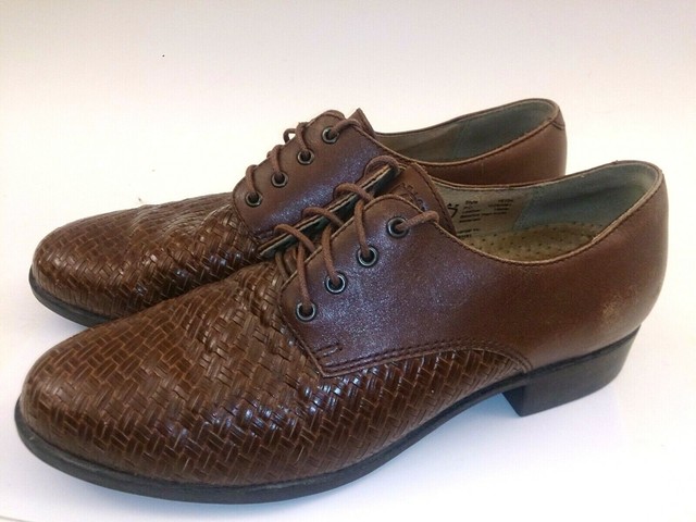 woven oxfords womens
