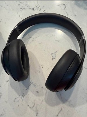 Beats by Dr. Dre Studio Pro Wireless Over-Ear Headphones - Black