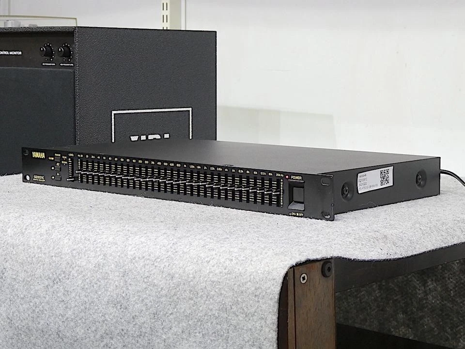 Yamaha GQ1031C 31-Band Graphic Equalizer Rackmount, Used - Image 3 of 4