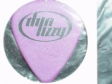 THIN LIZZY Logo & John Sykes Signature RaRe Older Concert Tour GUITAR PICK