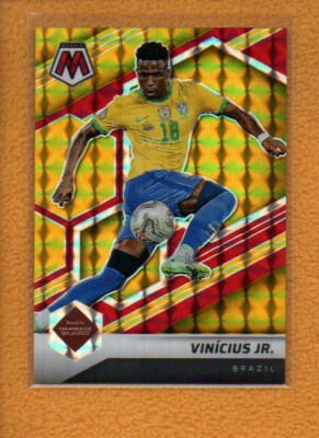 A BENCAO, VINICIUS ヴィニシウス・ヂ・モラエス 20CDBOX Vinicius Jr. 2021-22 Panini Mosaic FIFA Choice Red & Gold Prizm