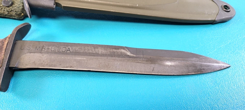 Cuchillo de daga de combate M3 UTICA militar de Estados Unidos de la Segunda Guerra Mundial + vaina USM8A1 C12 Foto 2 de 4