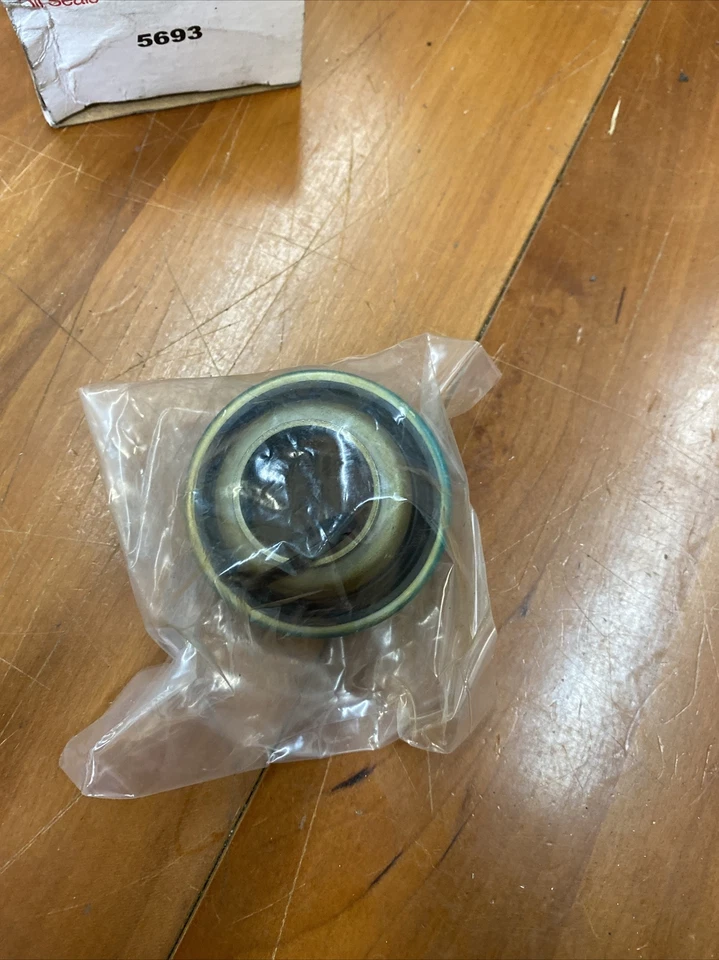 自动变速输出轴密封套件国家 5693 — 第 2/4 张图片