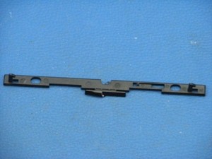 Verschlusshaken Displaydeckel  Samsung R60 Notebook 10066004-23849