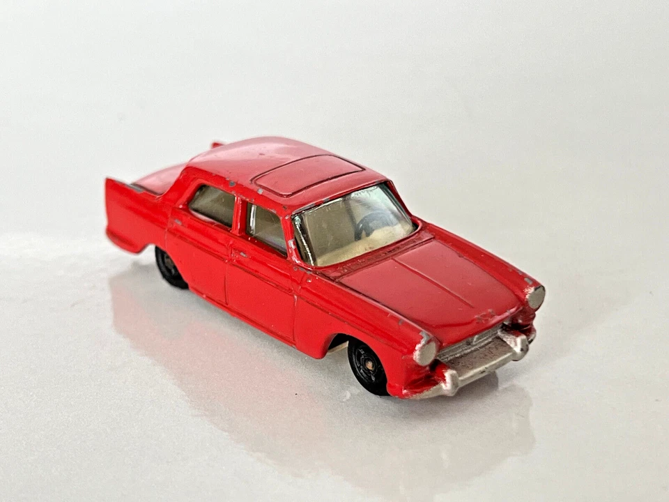 Mini Buby Peugeot 404 escala 1/64 - rojo Foto 3 de 4