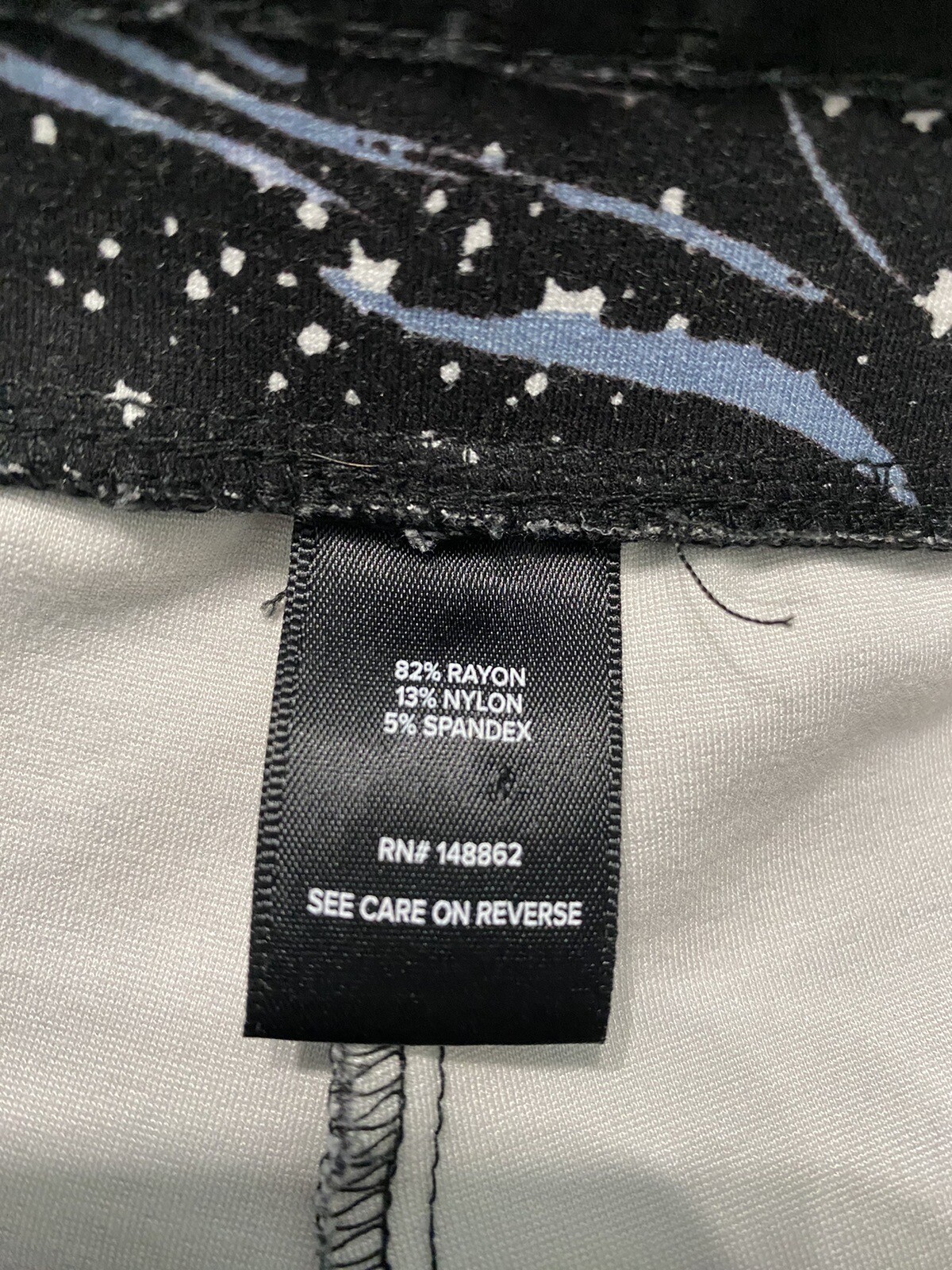 Torrid Studio Ponte Slim FIx Crop Pixie Pant Blac… - image 3