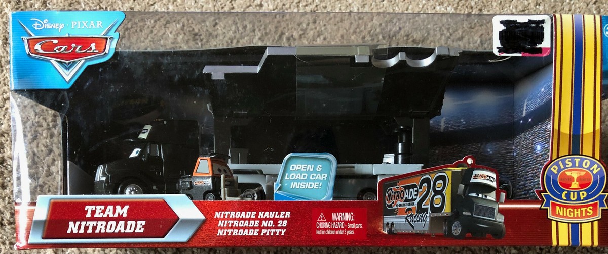 カーズ　Disney Pixar Cars Team Nitroade Disney Cars Multi-Packs Team Nitroade Exclusive 1:55 Diecast