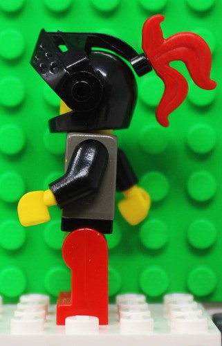 ๐ฐKate's Figs: LEGO Castle Minifigures - Kings, Knights, Crusaders, & Forestmen - Picture 51 of 316
